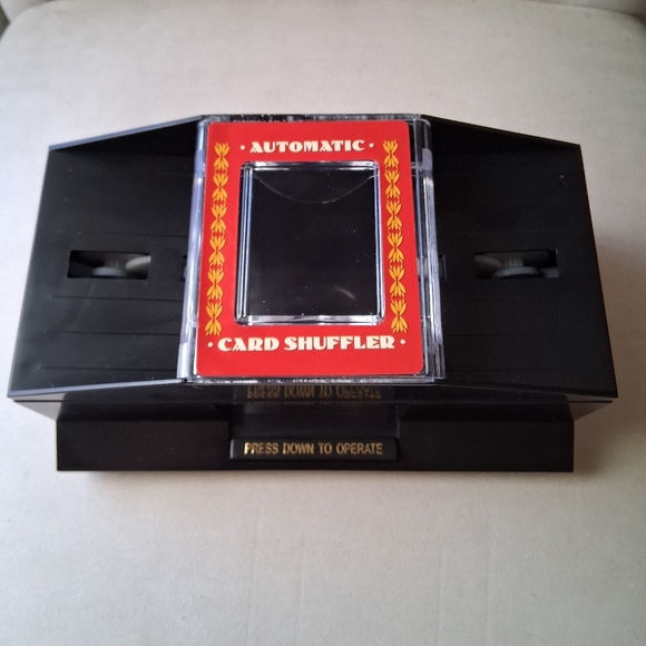 Automatic Card Shuffler - Picture 2 of 3